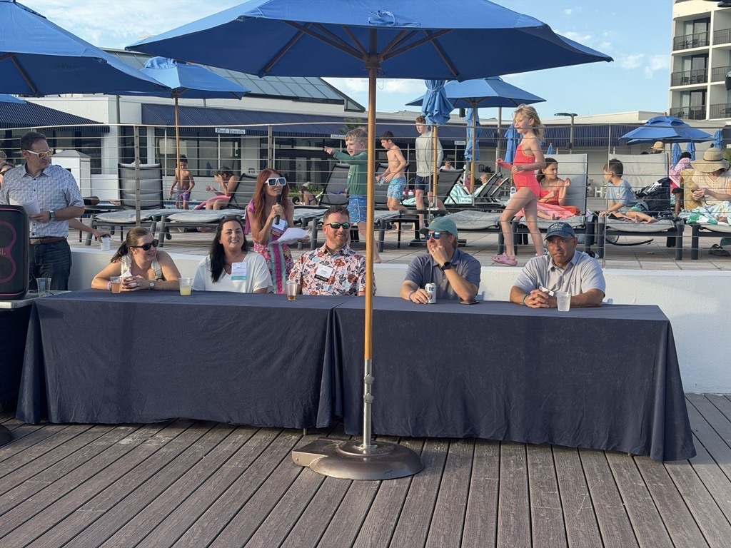 CRNAs and SRNAs compete in a College Bowl focused on anesthesia knowledge at the conference.