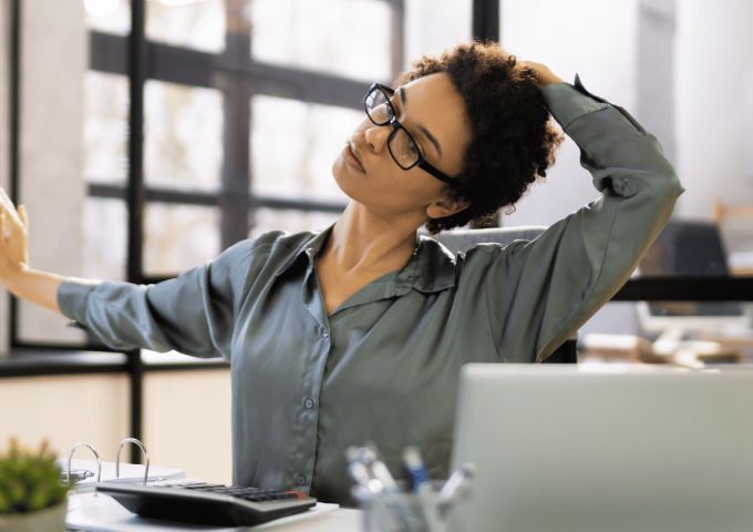 Wellness@Work : How to strengthen your core at your desk