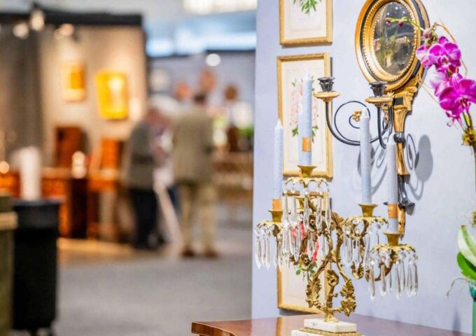 Antiques & Garden Show room