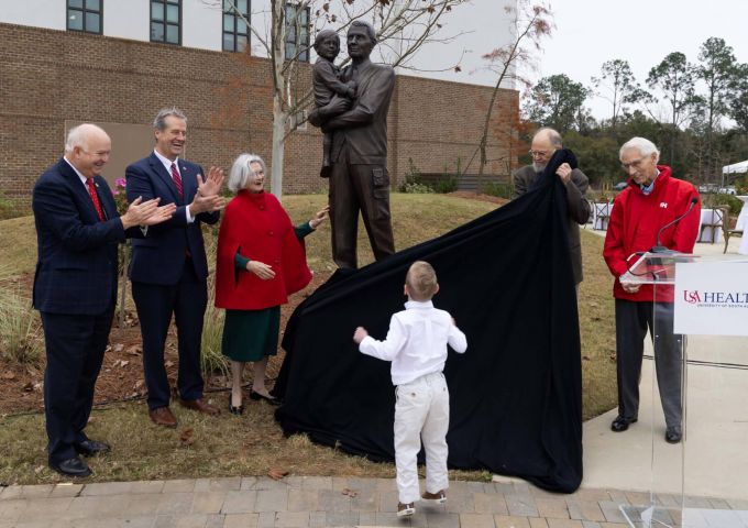 Sculpture honoring Mapp family dedicated Dec. 19 in Fairhope