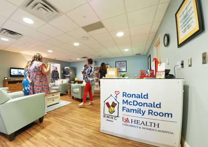 USA Health Children’s & Women’s Hospital celebrates renovated Ronald McDonald House family rooms with rededication ceremony