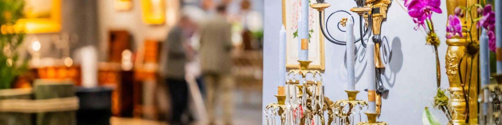 Antiques & Garden Show room